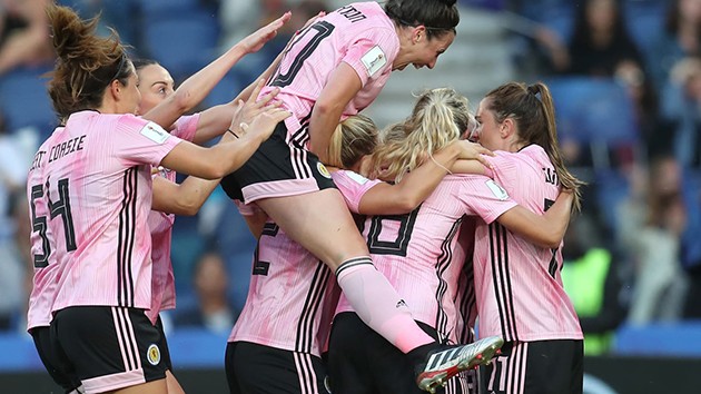 NỮ SCOTLAND HÒA ARGENTINA - Bóng Đá