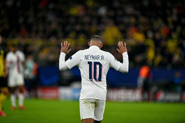 Tại sao Barca ưu tiên chiêu mộ Neymar? - Bóng Đá