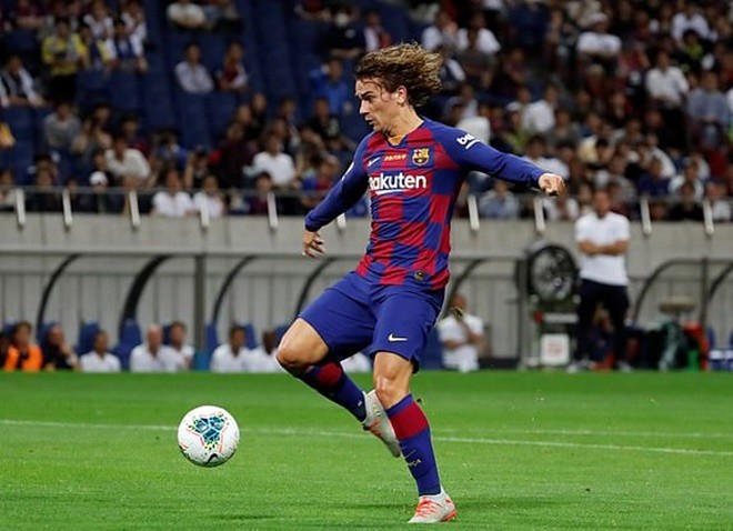 Manchester United players arrive for training - Bóng Đá