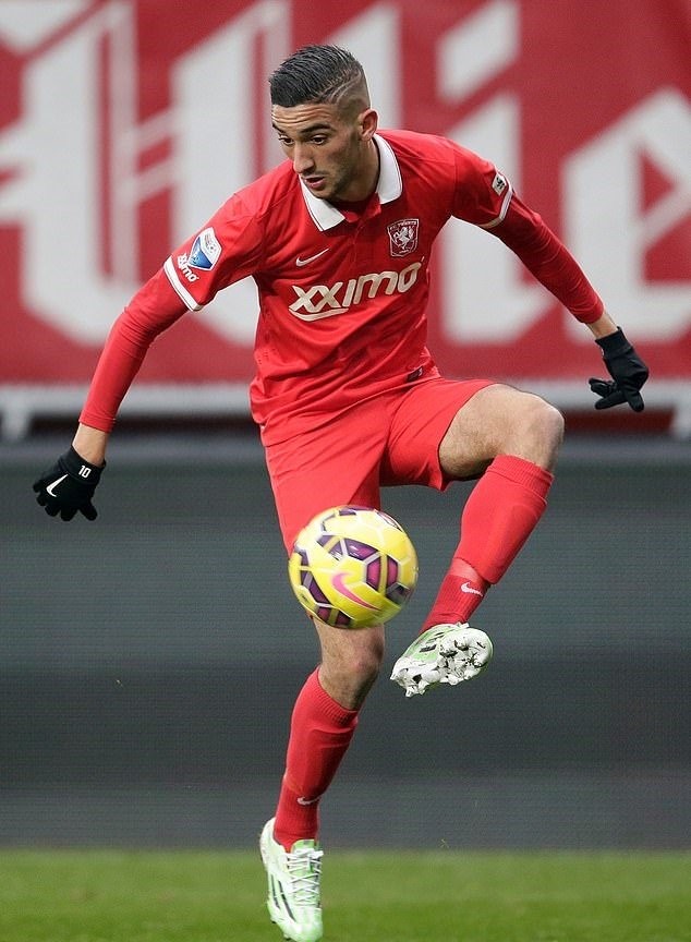 Paul Pogba moans about Manchester weather after missing Man United’s friendly against AC Milan - Bóng Đá