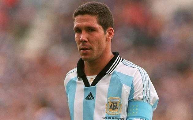 10 cầu thủ có số lần khoác áo ĐT Argentina nhiều nhất - Bóng Đá