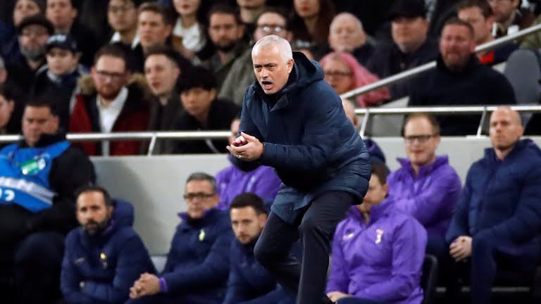 Jose Mourinho explains angry Dele Alli outburst during RB Leipzig defeat - Bóng Đá