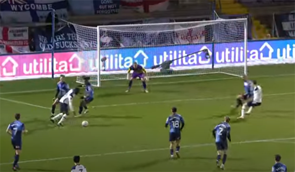 Ndombele biến 2 hậu vệ Wycombe thành gã hề, giúp Spurs thắng đậm - Bóng Đá