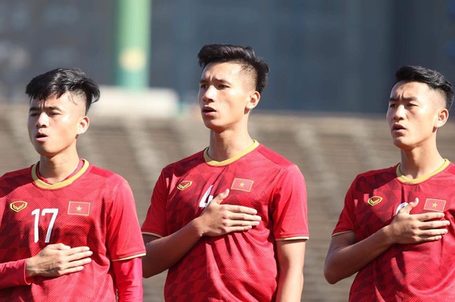5 gương mặt đang được HLV Park Hang-seo thử nghiệm để thay Đình Trọng - Bóng Đá