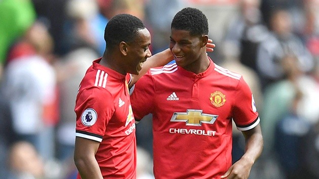 Solskjaer phải đem 'thanh kiếm cùn' để đấu với Unai Emery - Bóng Đá