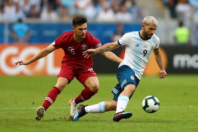 Góc nhìn: Messi trên đôi vai của Albiceleste - Bóng Đá