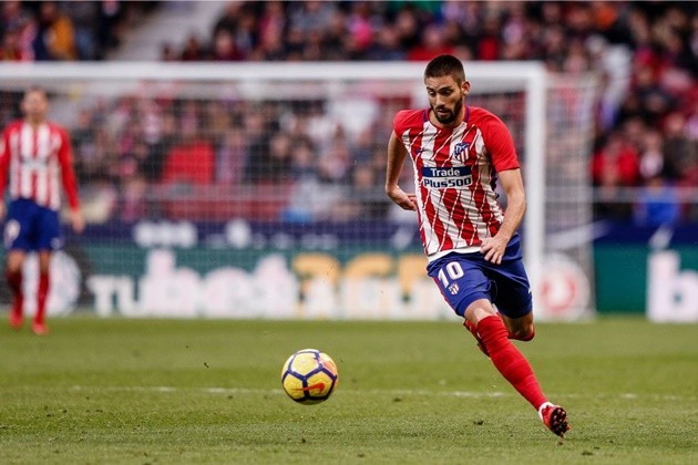 Yannick Carrasco 'gãi' đúng chỗ ngứa của Arsenal - Bóng Đá