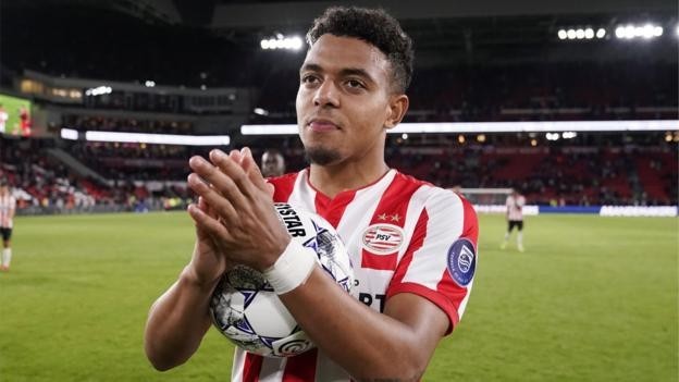 Liverpool targets Malen - Bóng Đá