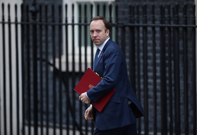 Matt Hancock promises 100,000 tests a day by end of April - Bóng Đá