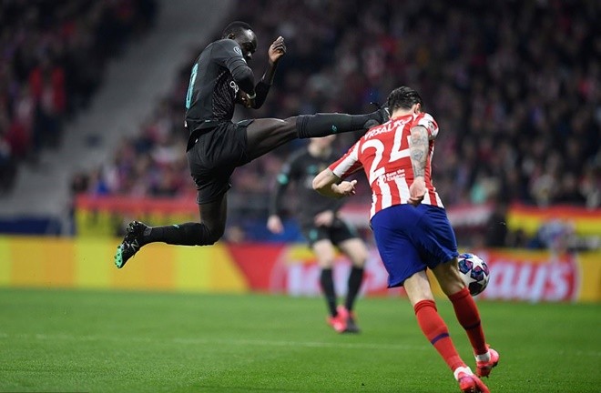 Những khoảnh khắc 'đẫm nước mắt' của huyền thoại sân cỏ - Bóng Đá