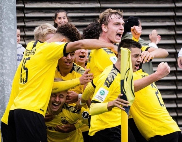 Bradley Fink: Dortmund's latest teenage goal machine - Bóng Đá