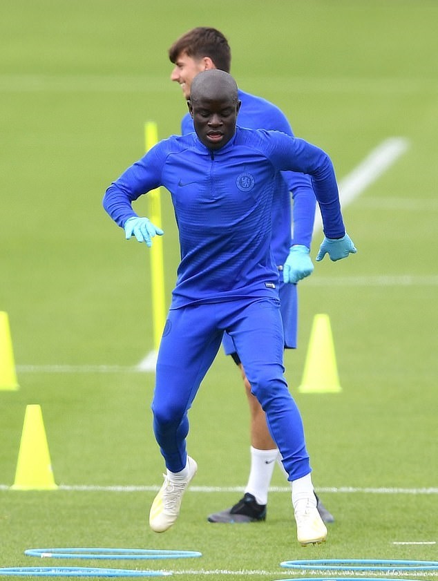 Liverpool record positive coronavirus test during pre-season camp in Austria just 11 d - Bóng Đá