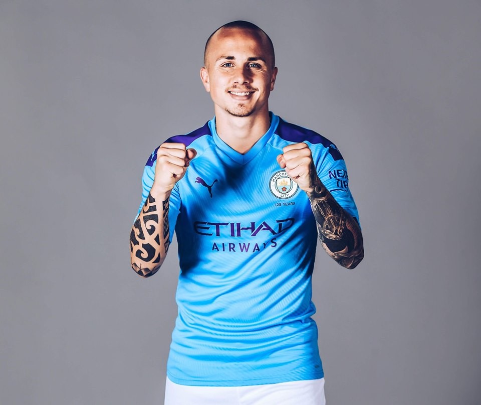 CHÍNH THỨC! Man City đón tân binh đầu tiên, cái tên không ngờ - Bóng Đá