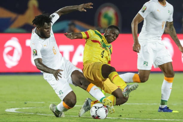 Barca and Man City reportedly to sit down and discuss Semedo exchange for Garcia and Cancelo - Bóng Đá