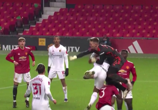 Henderson va chạm với Bailly - Bóng Đá