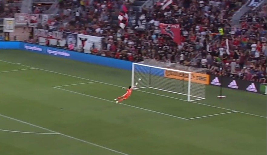 What Man Utd fans are saying about Fred after Astana performance - Bóng Đá