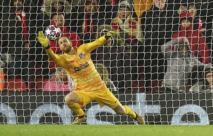 2 thái cực trong khung gỗ: Sao Atletico hóa 