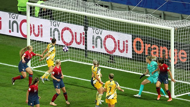 Werner hóa chân gỗ sau khi được cho đến gần Chelsea - Bóng Đá