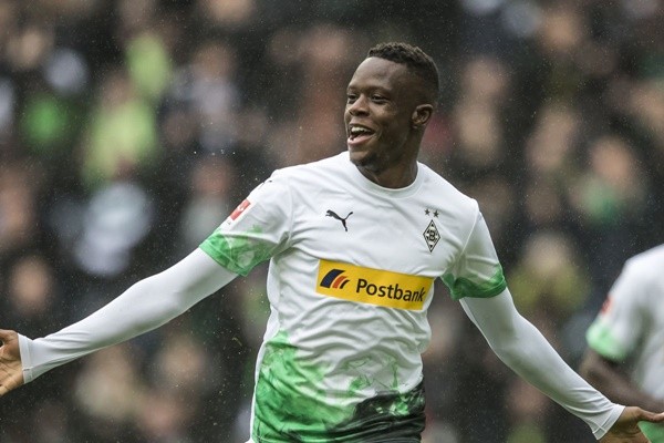 Ảnh tập của Juventus trước trận gặp Bayer Leverkusen - Bóng Đá