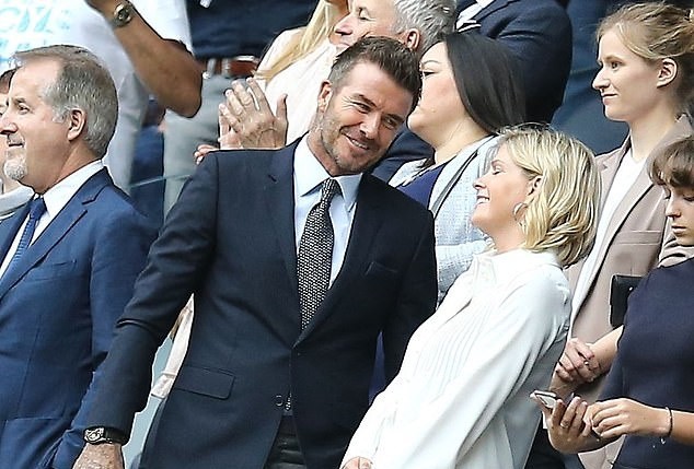 Ảnh Arsenal tập + đến Đức - Bóng Đá