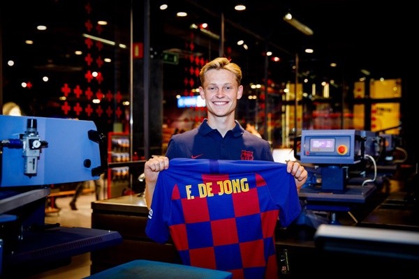 'A dream come true': Harvey Elliott opens up on scoring first goal for boyhood club and hopes for upcoming season - Bóng Đá