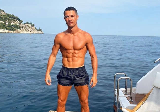 Dàn sao Serie A rủ nhau đi biển - Bóng Đá