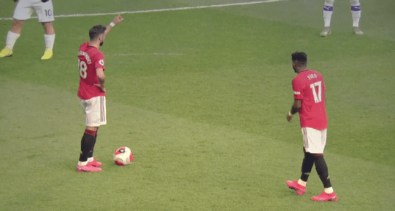 How Bruno Fernandes deceived Manchester City from free-kick for Anthony Martial’s brilliant goal - Bóng Đá