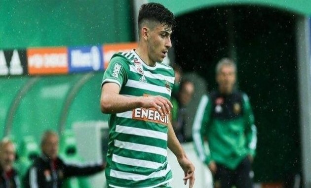 Man utd in talks with Yusuf Demir - Bóng Đá