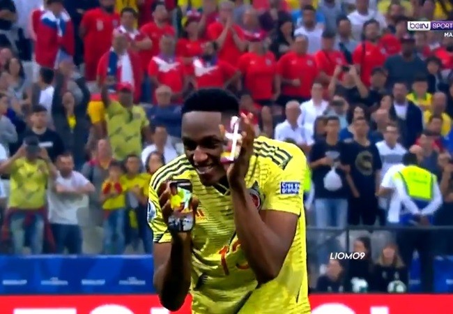  'Quẩy sớm' trước Chile, hàng thải Barca nhận cái kết 'cực đắng' - Bóng Đá