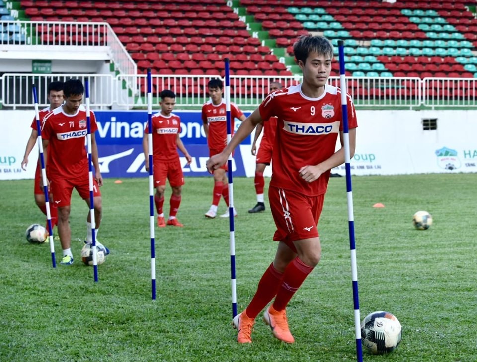 Xuân Trường - Tuấn Anh luyện công trên phố núi, sẵn sàng nghênh chiến Quảng Nam - Bóng Đá