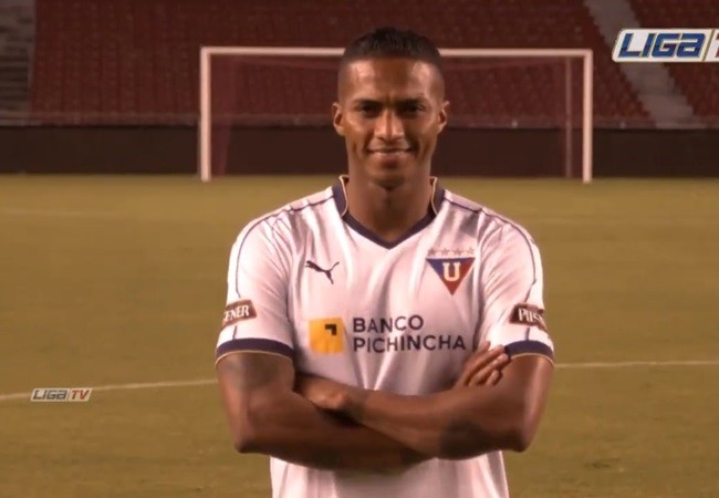 CHÍNH THỨC: Rời Man Utd, Antonio Valencia có bến đỗ bất ngờ - Bóng Đá