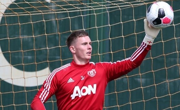 Man Utd tập luyện: Bom tấn vắng mặt; Bất ngờ xuất hiện 