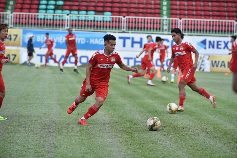 Xuân Trường - Tuấn Anh luyện công trên phố núi, sẵn sàng nghênh chiến Quảng Nam - Bóng Đá