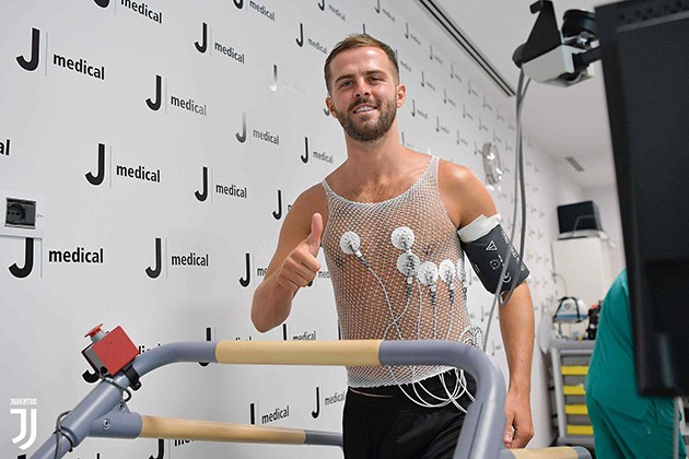 ảnh: Buổi tập đầu tiên của Juventus - Bóng Đá