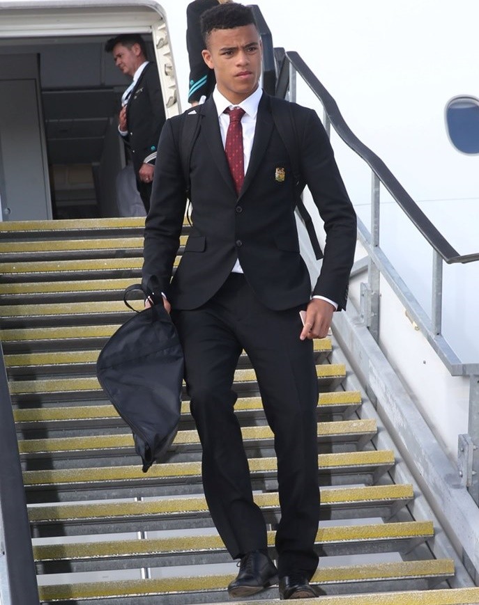 Reds arrive in Perth!  - Bóng Đá