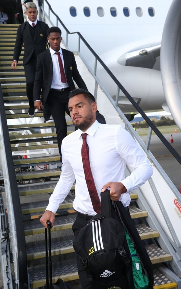 Reds arrive in Perth!  - Bóng Đá