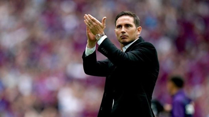 Lampard đã ký hợp đồng với Chelsea - Bóng Đá