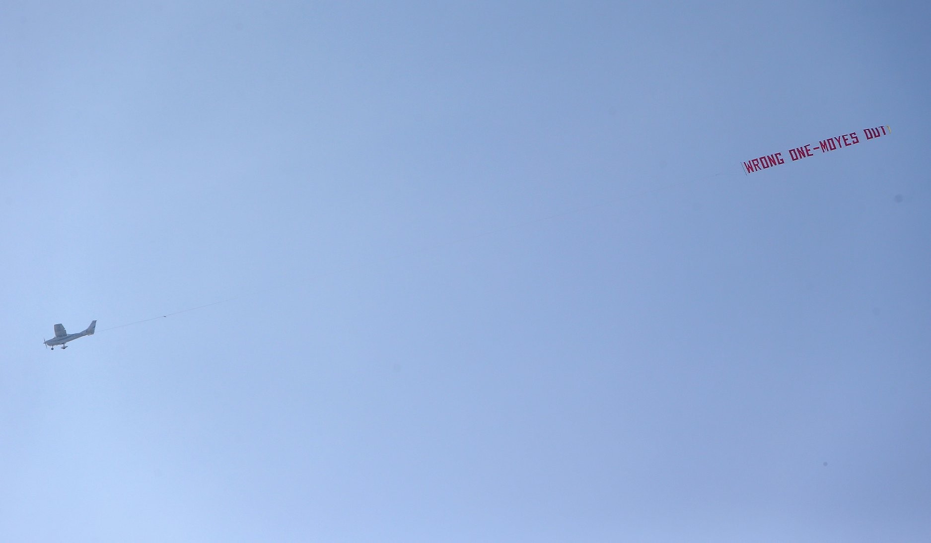 5 biểu ngữ nổi tiếng bằng máy bay: Man Utd 