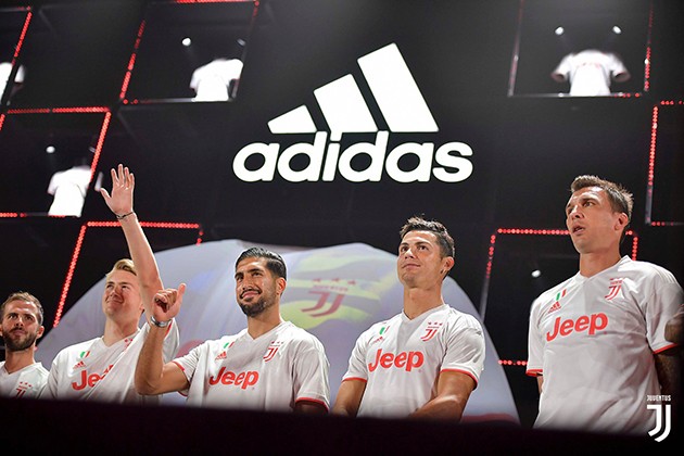 Ảnh: Juventus chính thức công bố áo đấu thứ 2 - Bóng Đá
