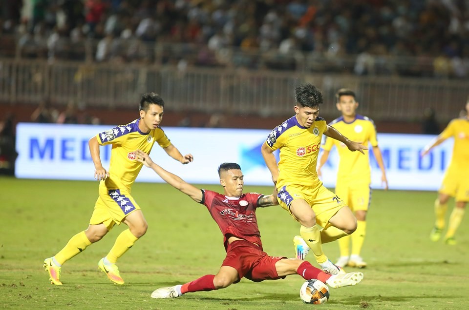 V-League thời điểm sinh tử: “Nóng”, kịch tính và bám đuổi quyết liệt  - Bóng Đá