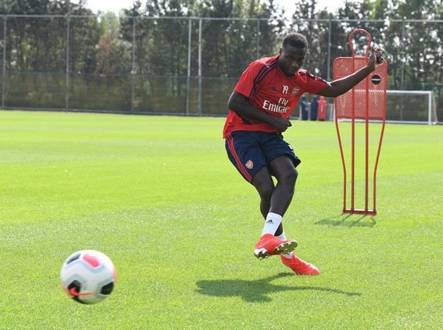 Ảnh Pepe tập ngày đầu tại Arsenal - Bóng Đá
