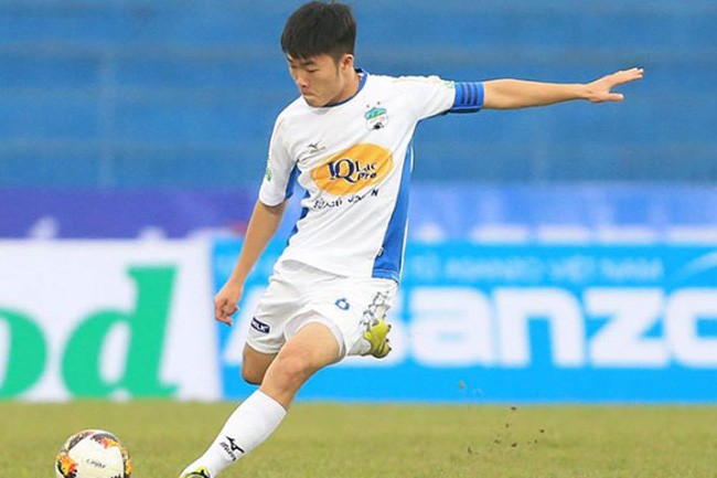 Ngày Trường trở về, nỗi buồn sân Pleiku vơi đi một nửa... - Bóng Đá