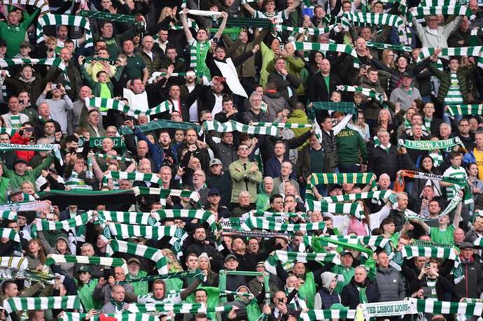 Super fan who has visited 536 grounds says Celtic Park has the best atmosphere in the world - Bóng Đá