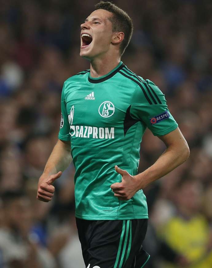 Schalke 04's dream XI if they never sold their best players, featuring Ozil and Neuer - Bóng Đá