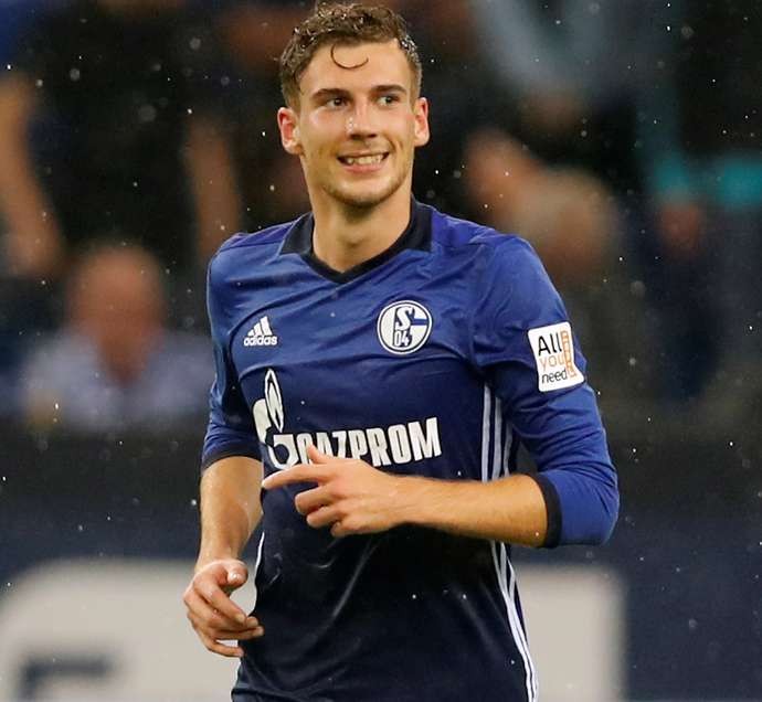 Schalke 04's dream XI if they never sold their best players, featuring Ozil and Neuer - Bóng Đá