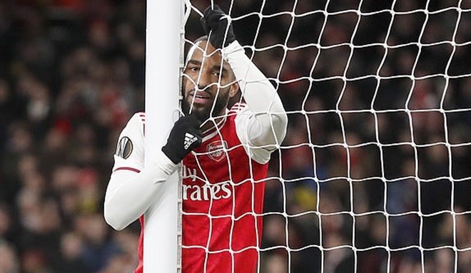 'Too good for Man Utd' - Chelsea and Arsenal fans react as Romelu Lukaku scores on Inter debut - Bóng Đá