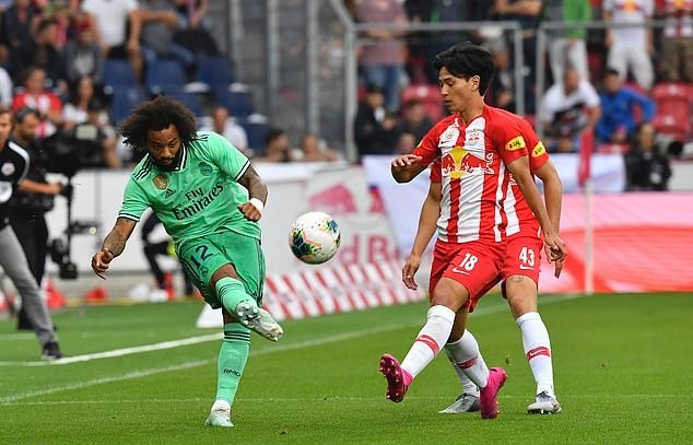 Hazard scores Real Madrid's first goal - Bóng Đá