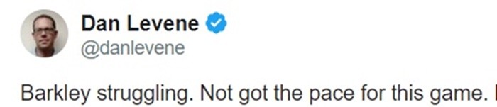 Fan Chelsea ném đá Azpilicueta + Barkley - Bóng Đá