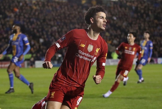 ‘ONLY PLAYER WHO SHOWS FIGHT’, SOME MAN UNITED FANS HAIL MIDFIELDER’S DISPLAY VS ARSENAL - Bóng Đá