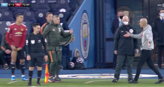 Solskjaer and Guardiola clash after fist-bump on touchline - Bóng Đá